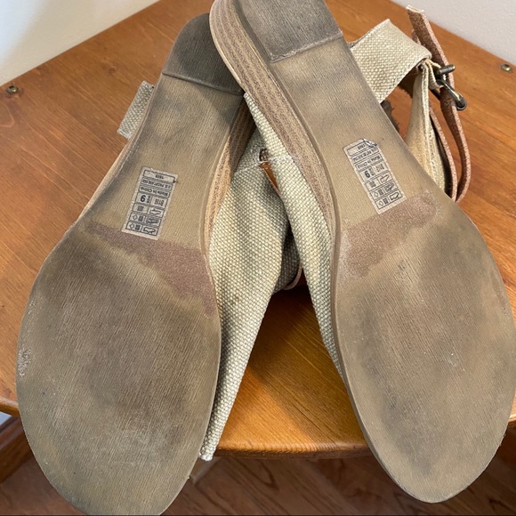 Blowfish Malibu wedge sandal. Tan canvas. - Picture 5 of 7